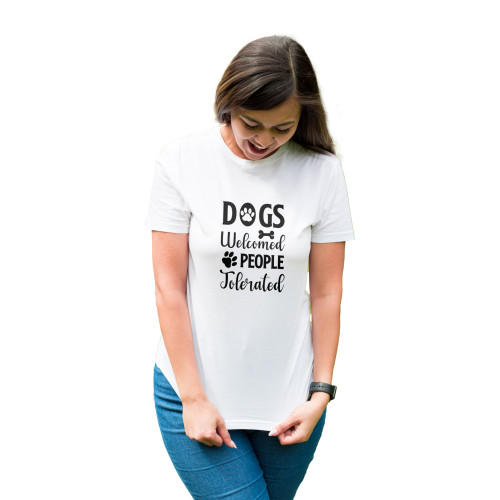 Tricou dama cu mesaj personalizat, 'Dogs welcomed', Alb